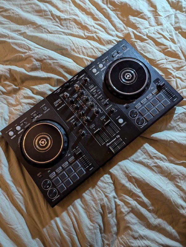 DJ контроллер DDJ-400 с проводом и USB-C переходником