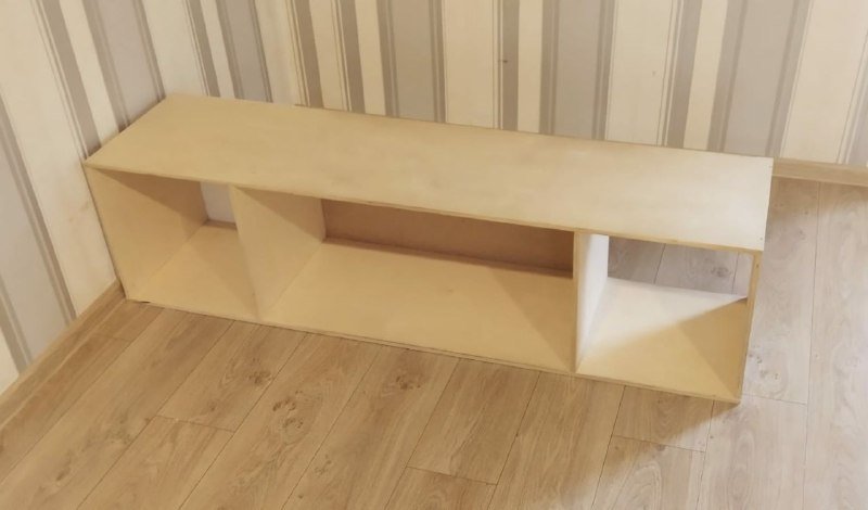 Шкаф-тумба из берёзовой фанеры 153×40×38