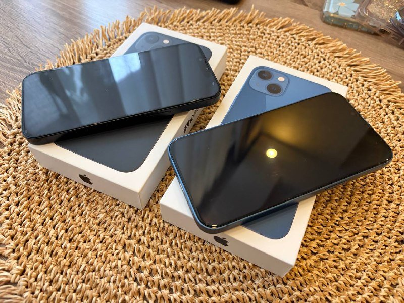 Apple iPhone 13 128 gb черный, синий