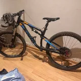 Trek Roscoe 7, Kona Precept 150 2