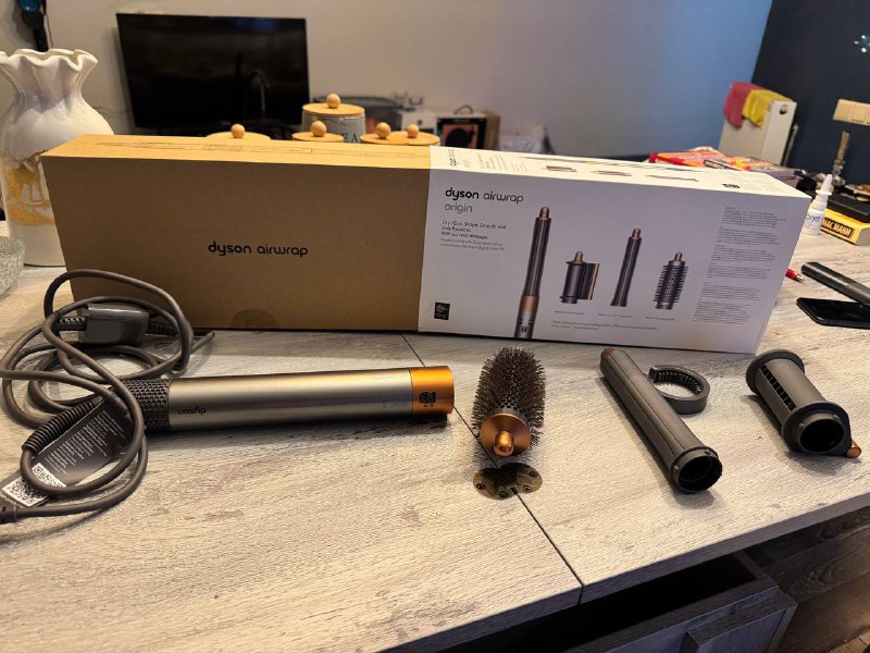 Dyson airwrap origin