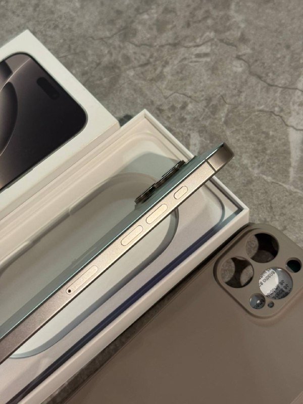 iPhone 16 Pro Max 256GB SIM eSIM 2