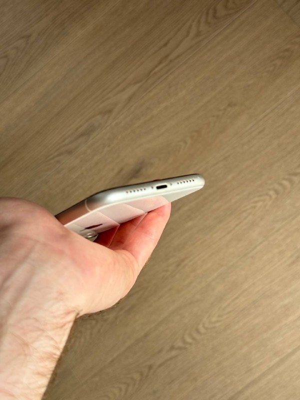 iPhone 11 64GB 3