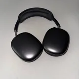 AirPods Max Lightning 2