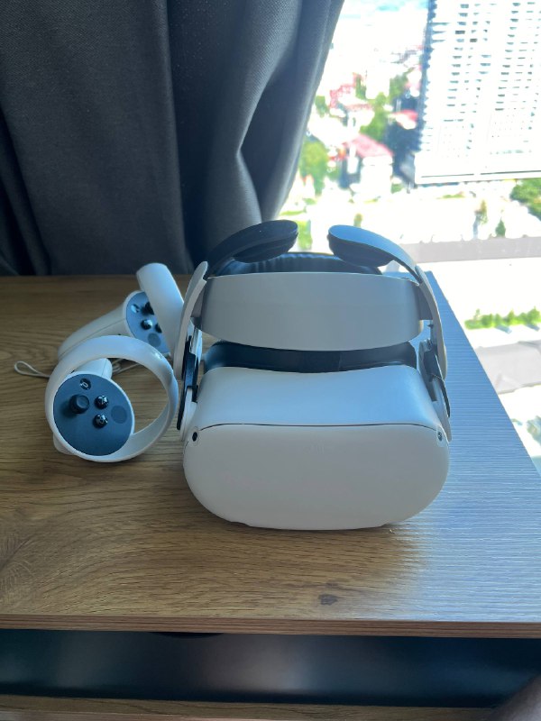 Очки виртуальной реальности Oculus Meta Quest 2 128GB, BoboVR, повербанк 3