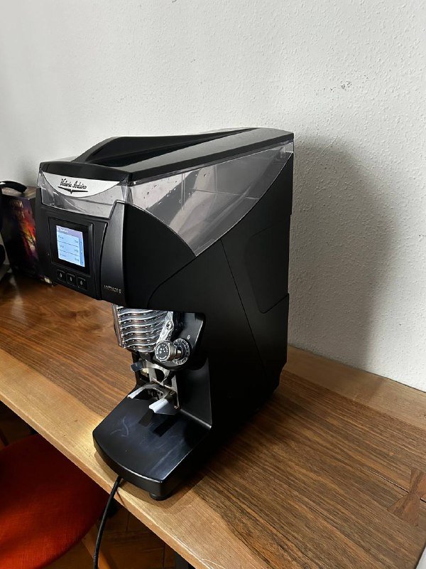 Профессиональная кофемолка Victoria Arduino Mythos 2 2