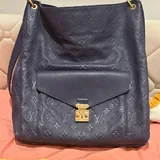 Сумка Louis Vuitton Metis hobo leather handbag 1
