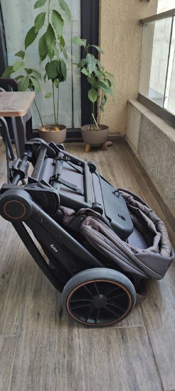 Прогулочная коляска Carello Epica 4