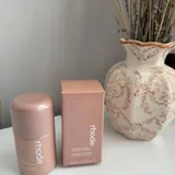 RHODE хайлайтер молочко 1