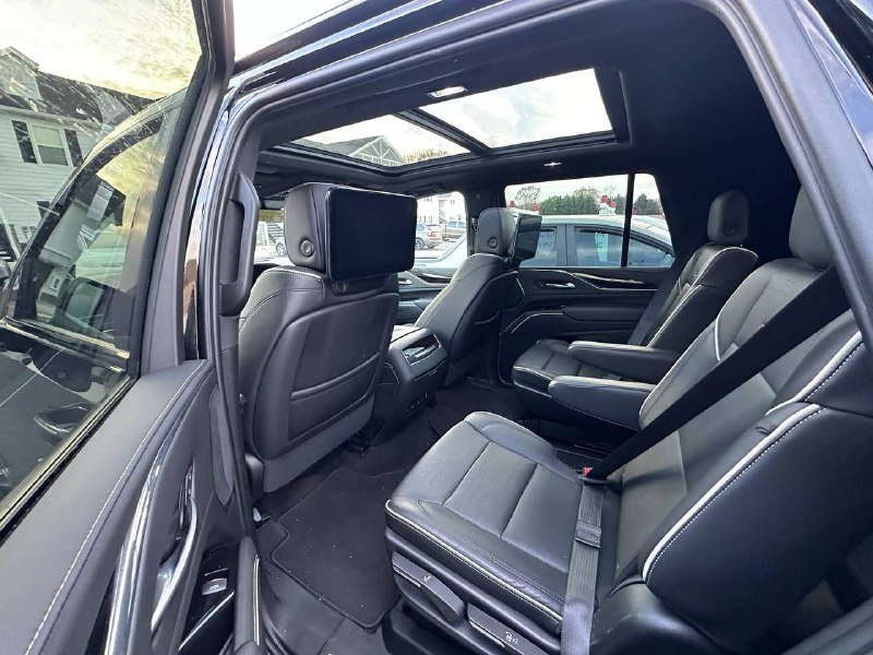 Cadillac Escalade 2024 3