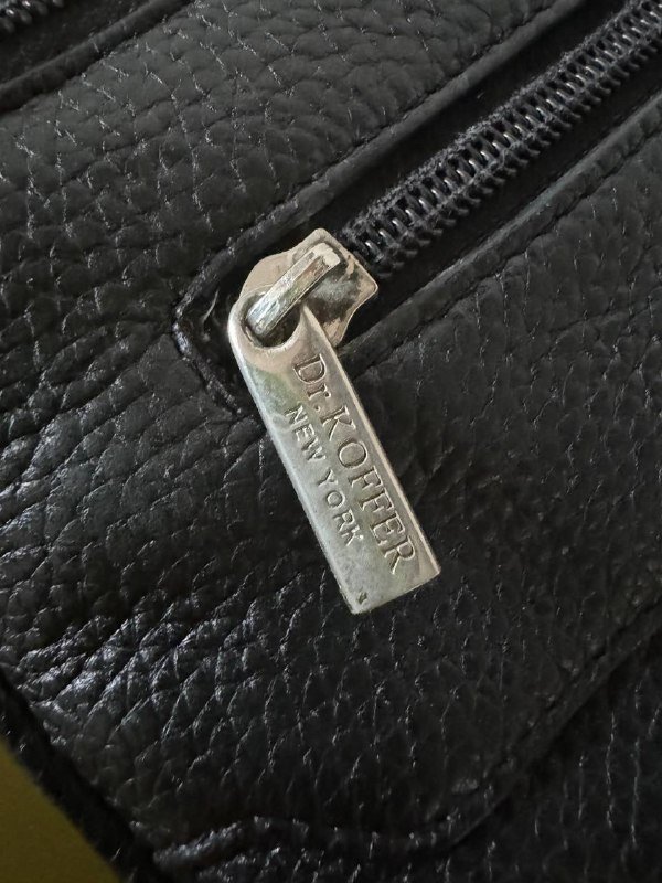 Мужская сумка через плечо из натуральной кожи Dr.Koffer 3