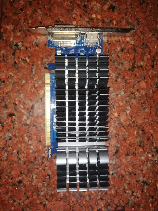 Видеокарта GT 1030 1