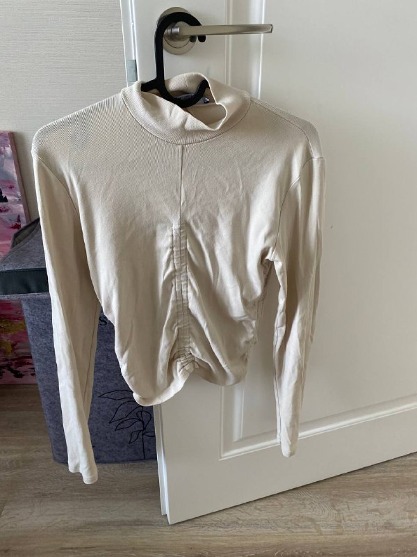 Leggings, tops, and sweaters 2