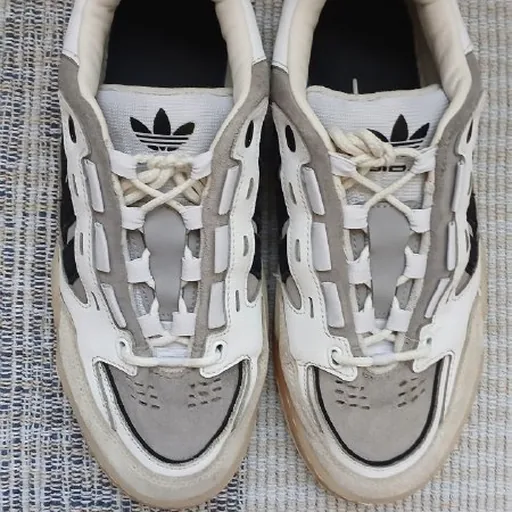 Кроссовки Adidas