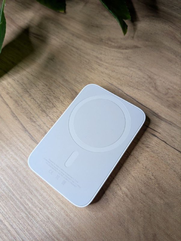 Apple MagSafe Battery Pack беспроводная зарядка 2