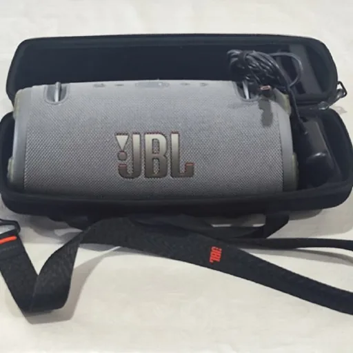 JBL Xtreme 3 speaker, кейс