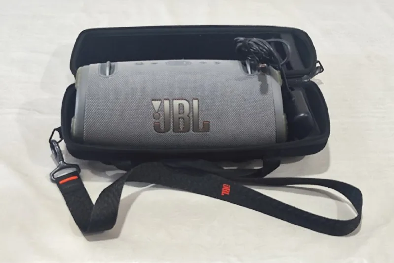 JBL Xtreme 3 speaker, кейс