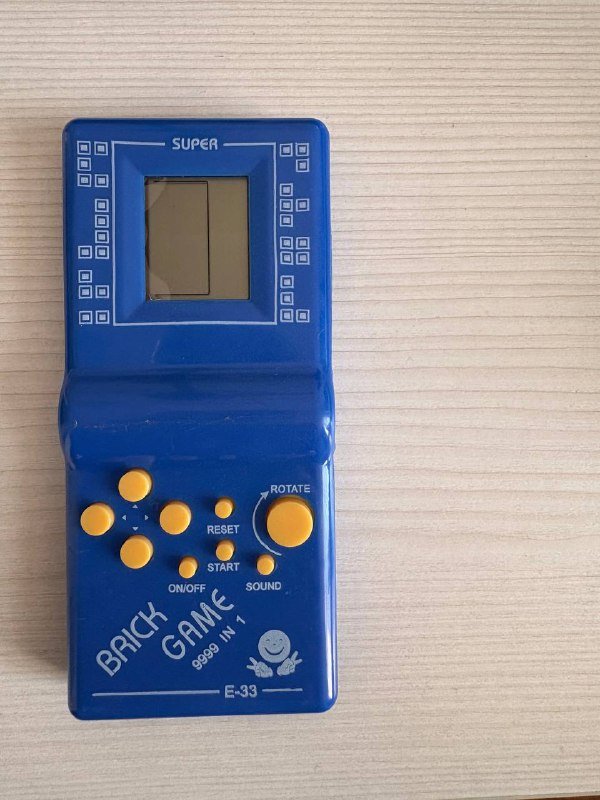 Игровая приставка Brick Game