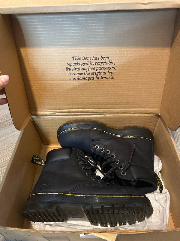 Ботинки Dr.Martens размер 41-42 новые с коробкой