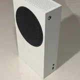 Xbox Series S, два геймпада 1