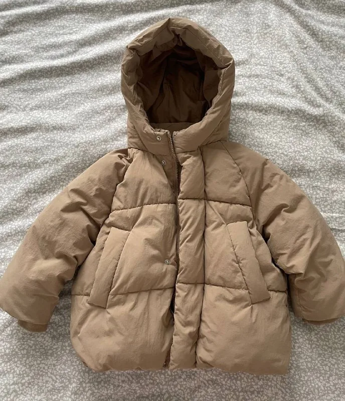 Теплая курточка Zara для девочки, рост 110 1