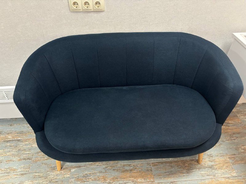 Диван, стол, стул, пуфик, этажерка, холодильник, стеллаж, зеркало, кушетка, обогреватель