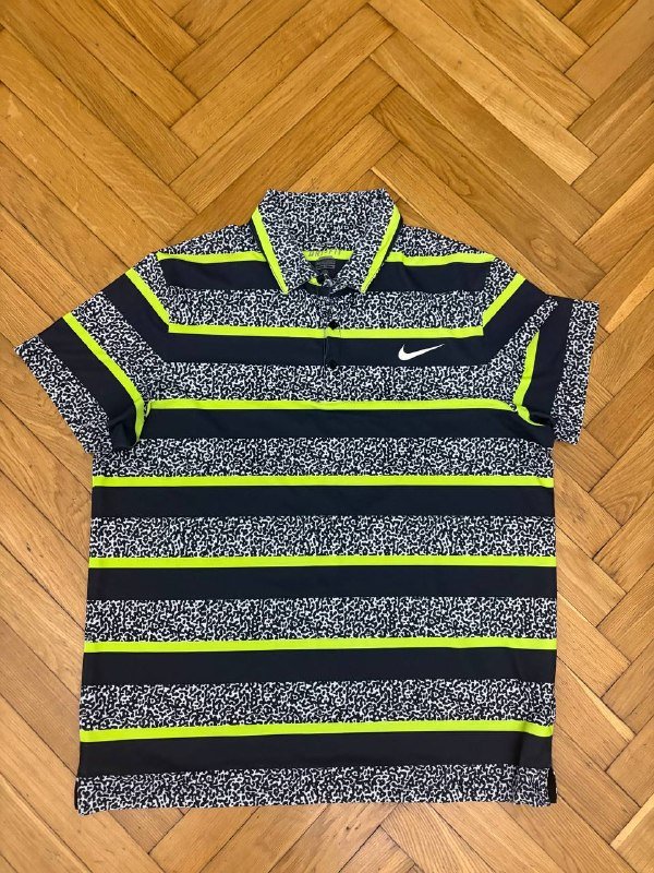 Футболка Nike, размер XL