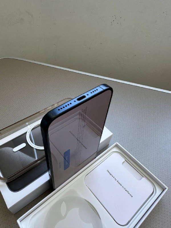 iPhone 15 Pro 128GB 4