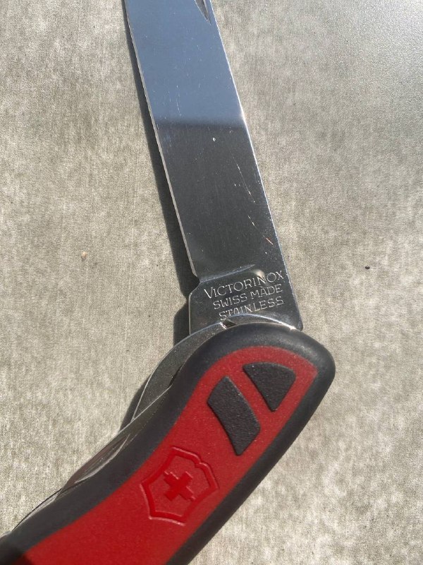 Складной нож Victorinox из Швейцарии 3