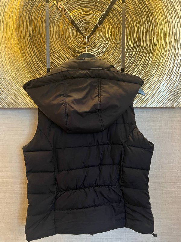 Безрукавка COLINS размер S 2