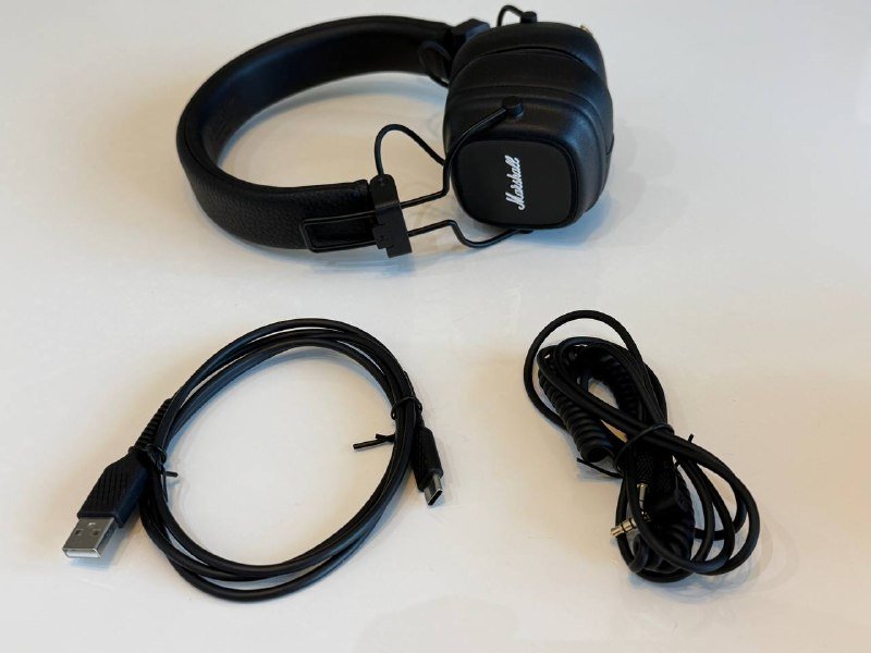 Marshall Major IV наушники, аудиокабель, USB-C