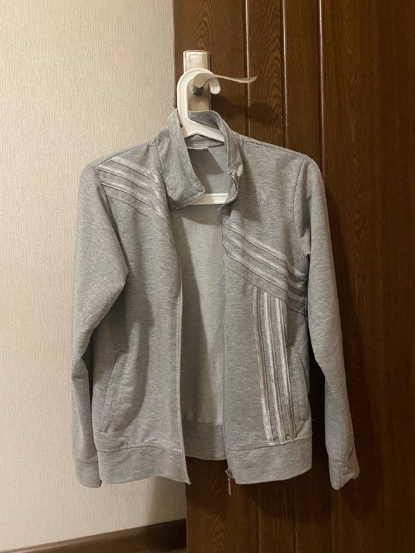 Кофта на молнии Adidas оригинальная, размер S