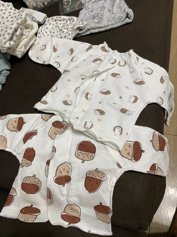 Детская одежда: боди, штанишки, шапки 2