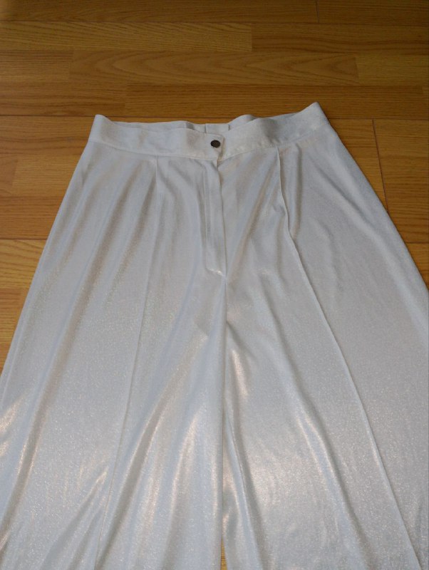 Шорты H&M, вечерние блестящие брюки 5