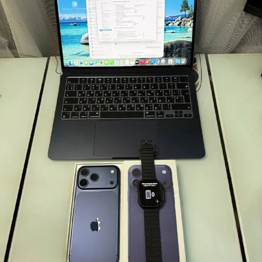 Apple Watch Ultra 3, iPhone 17 Pro Max, MacBook Air 13 M2