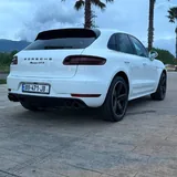 Porsche GTS 2017 4