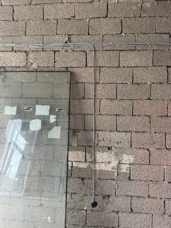 Металло-пластиковые двери с ключом 9