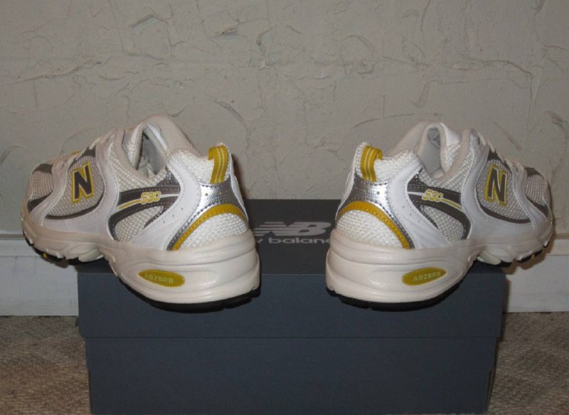 New Balance 530 White Sea Salt Yellow 44-44,5 размер 5