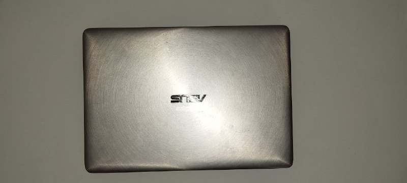 Asus Zenbook UX310 i5 6200, 16GB RAM, 240GB SSD 2