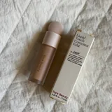 Румяна Rhode, консилер Rare Beauty 2