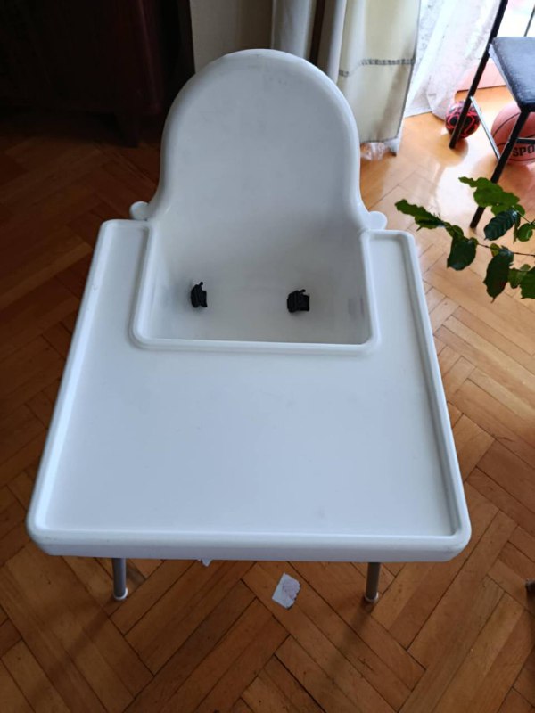 баунсер, стульчик-трансформер, пластиковые стульчики и столик, автокресло 2