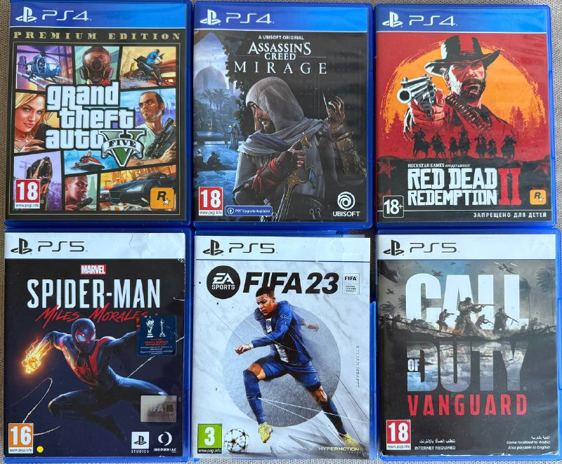 PS5 Digital, games, HDD, controllers, powerbank, action camera 2