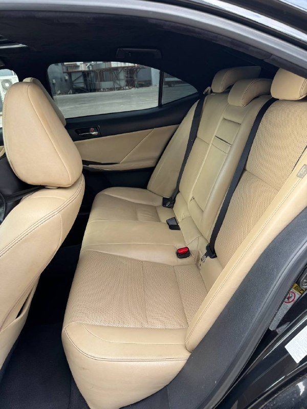 Lexus IS250 2015 8