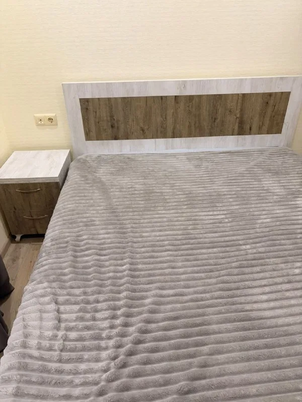 Спальный гарнитур: кровать 160/200 и 2 тумбочки 1