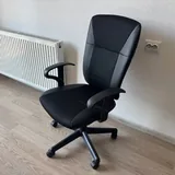 Стол и кресло Jusk 1