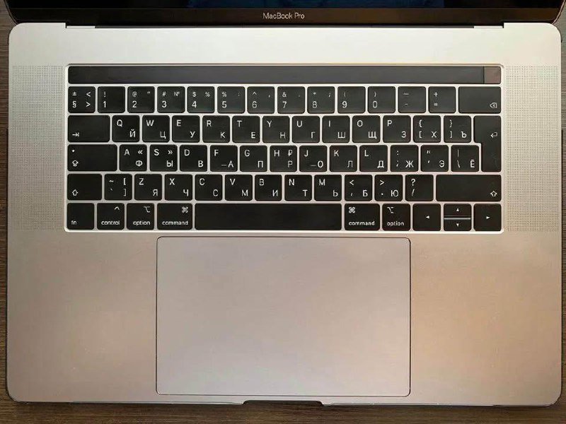MacBook Pro 15 2018 i9 32Gb 1Tb Pro 560X 2