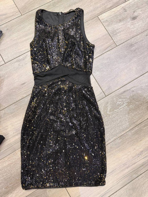 Платья женские на Новый год 2