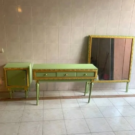 Старинная мебель, тумба, комод, зеркало
