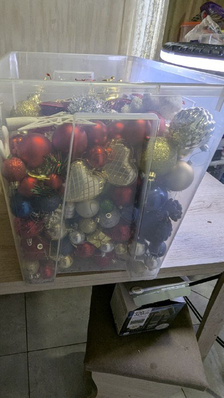 Набор новогодних гирлянд, украшений, костюмы 8