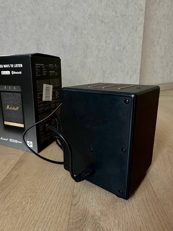 Колонка Marshall Uxbridge Voice Bluetooth Wi-Fi 3